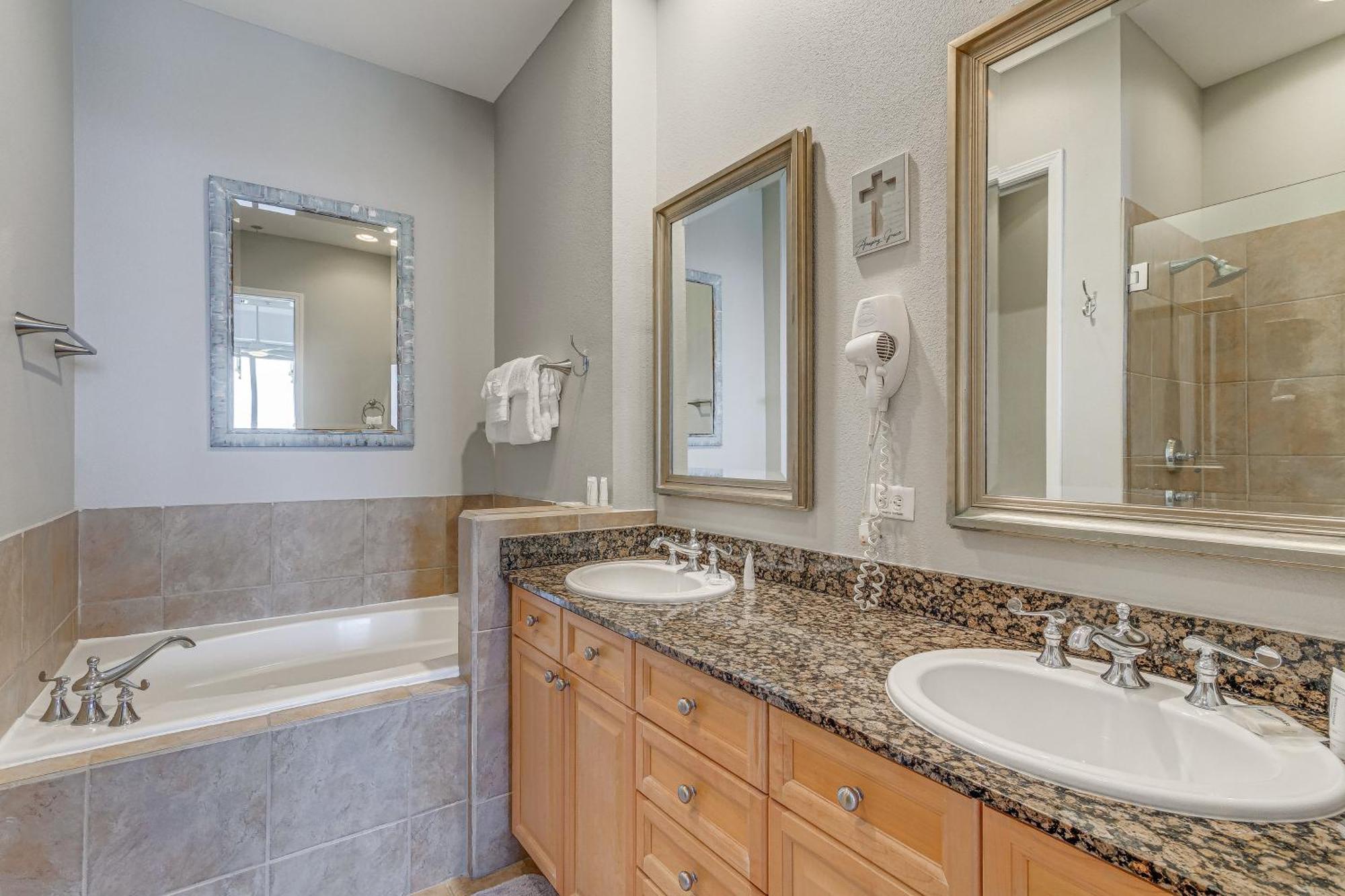 Pensacola Beach Penthouse With View And Pool Access! Екстер'єр фото